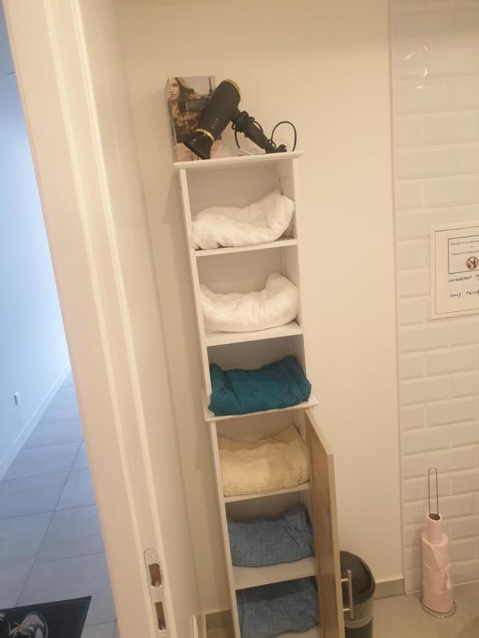 Appartements Renove 2023 Proche Aeroport 5Min, Gare Sncf 2 Min, Tramway Au Pied De L'Immeuble , Parking Possible, Renovated Apartments 2023 Near The Airport 5 Min, Train Station 2 Min, Tram Next To The Building 1 Min, Parking Possible Nizza Exterior foto
