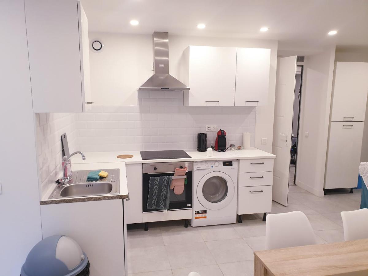 Appartements Renove 2023 Proche Aeroport 5Min, Gare Sncf 2 Min, Tramway Au Pied De L'Immeuble , Parking Possible, Renovated Apartments 2023 Near The Airport 5 Min, Train Station 2 Min, Tram Next To The Building 1 Min, Parking Possible Nizza Exterior foto