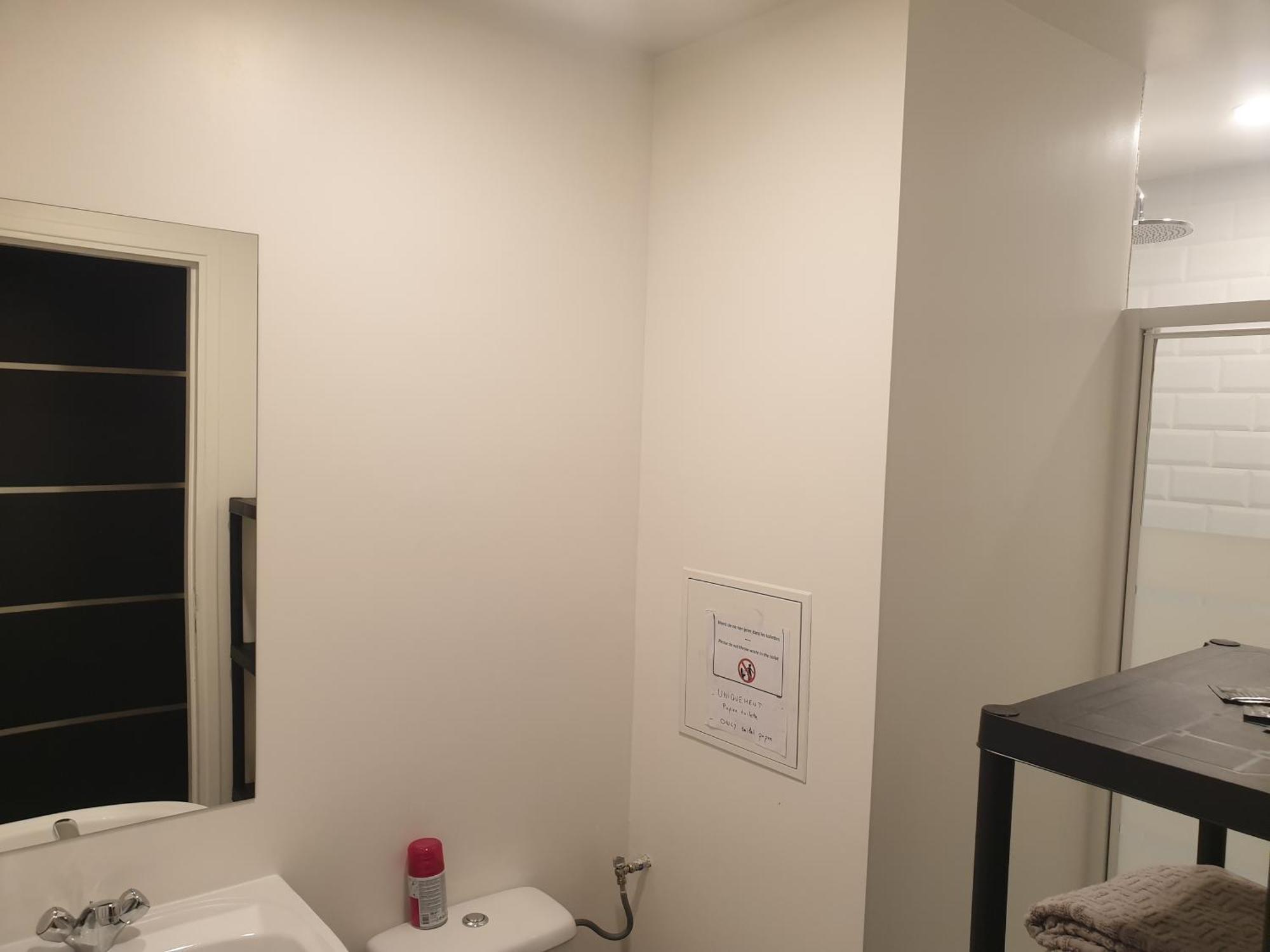 Appartements Renove 2023 Proche Aeroport 5Min, Gare Sncf 2 Min, Tramway Au Pied De L'Immeuble , Parking Possible, Renovated Apartments 2023 Near The Airport 5 Min, Train Station 2 Min, Tram Next To The Building 1 Min, Parking Possible Nizza Zimmer foto